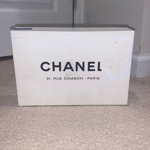 VINTAGE Chanel box